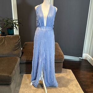 Women’s Blue V-Neck Backless Jumpsuit Romper RuffleWave WideLeg Pants Size M NEW